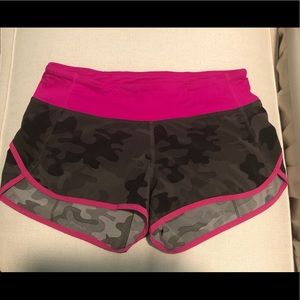 Size 4 Lululemon Speed Shorts VGUC